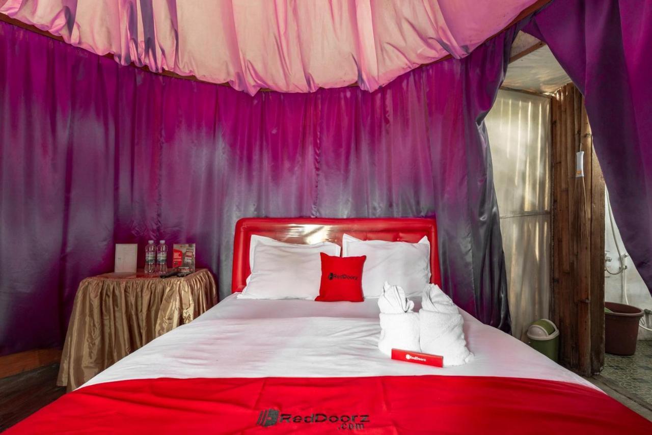 Reddoorz @ Apache Camp Hotel Batu  Exterior foto